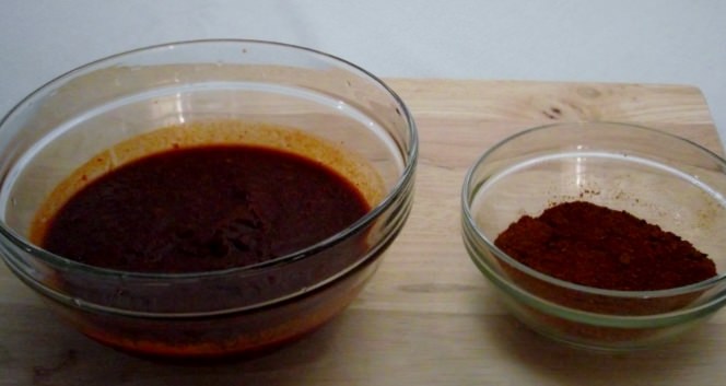 Chile Puree and Ground Spices