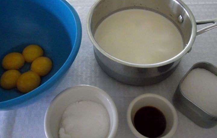 Creme brulee ingredients: egg yolks, cream, sugar, vanilla, and salt.