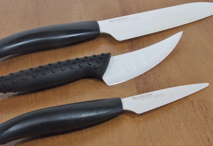 Ceramic chef's knife, cheese knife, and paring knife