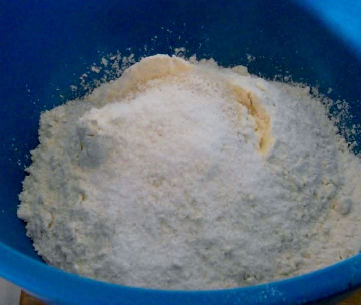Flour sugar and salt in a mixing bowl.