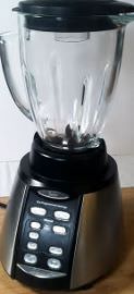 Oster Blender.