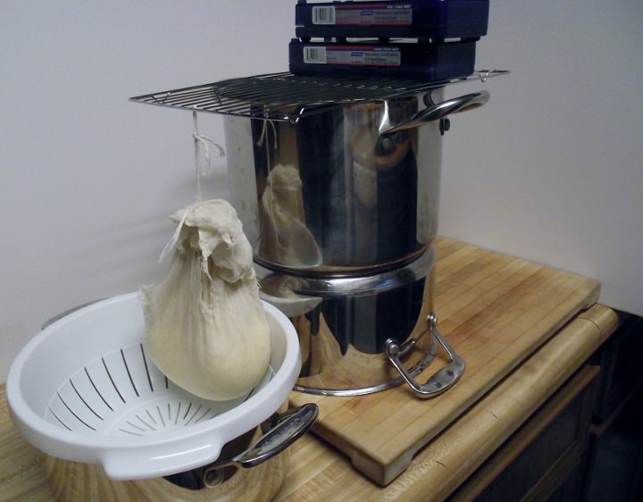 Ricotta Draining